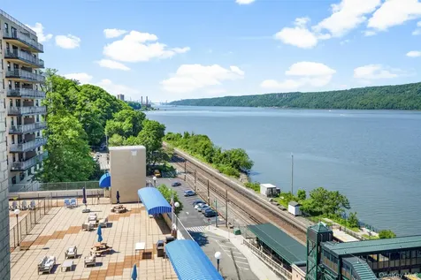 1085 Warburton Avenue Yonkers NY 10701