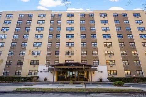 1085 Warburton Avenue Yonkers NY 10701