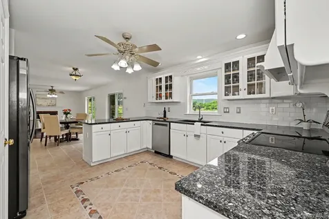 243 Kings Ferry Road Verplanck NY 10596