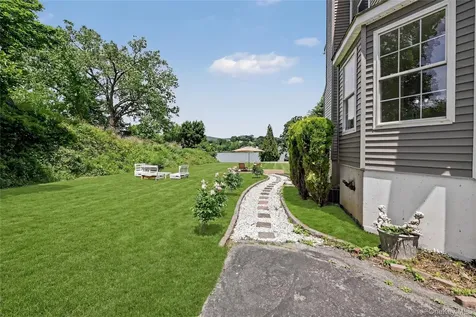 243 Kings Ferry Road Verplanck NY 10596
