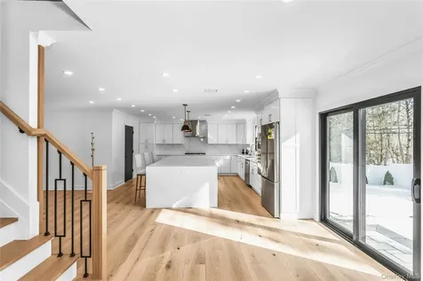 8 Allison Drive Old Bethpage NY 11804