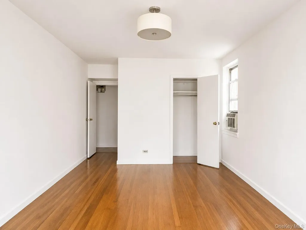 4295 Webster Avenue Bronx NY 10470