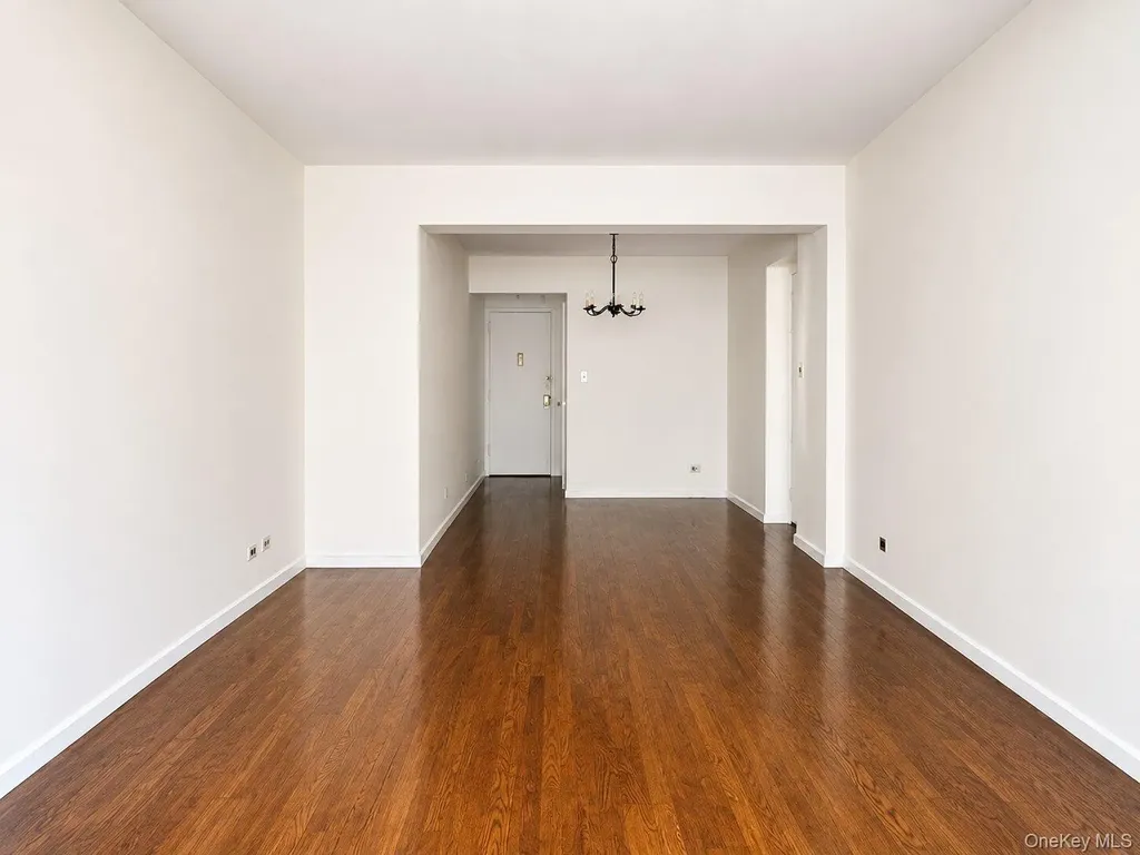 4295 Webster Avenue Bronx NY 10470