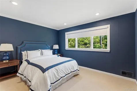 155 Birch Drive East Hills NY 11576