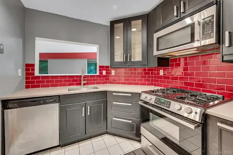 24 Ray Place Scarsdale NY 10583