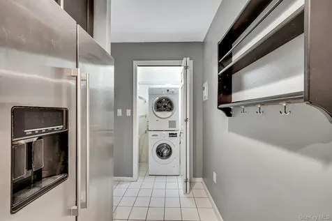 24 Ray Place Scarsdale NY 10583