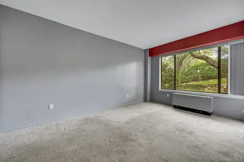 24 Ray Place Scarsdale NY 10583