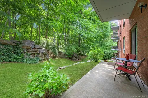 24 Ray Place Scarsdale NY 10583