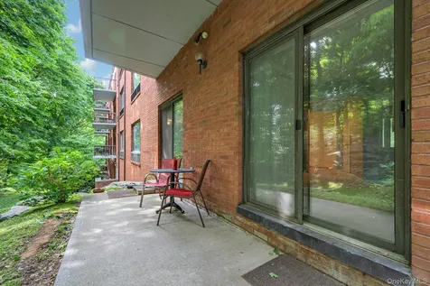 24 Ray Place Scarsdale NY 10583