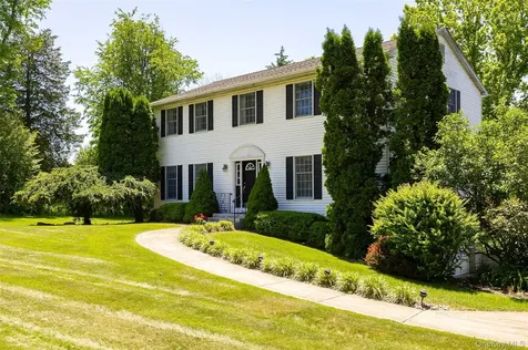 90 Leo Lane Poughquag NY 12570