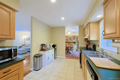 17 Cosmo Drive Hopewell Junction NY 12533