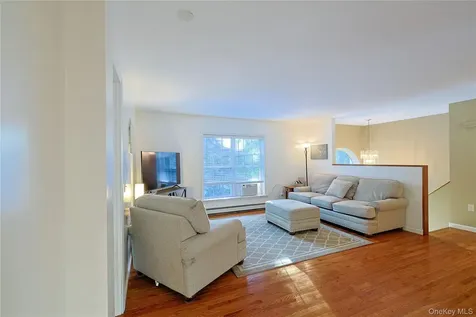 17 Cosmo Drive Hopewell Junction NY 12533