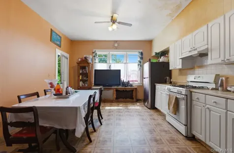 27 Soundview Street Port Chester NY 10573