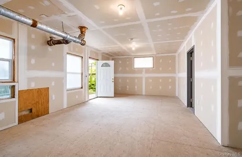 27 Soundview Street Port Chester NY 10573