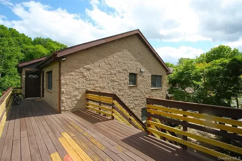 3115 Albany Post Road Buchanan NY 10511