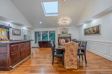 20 Astro Place Dix Hills NY 11746