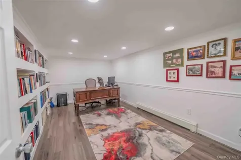 20 Astro Place Dix Hills NY 11746