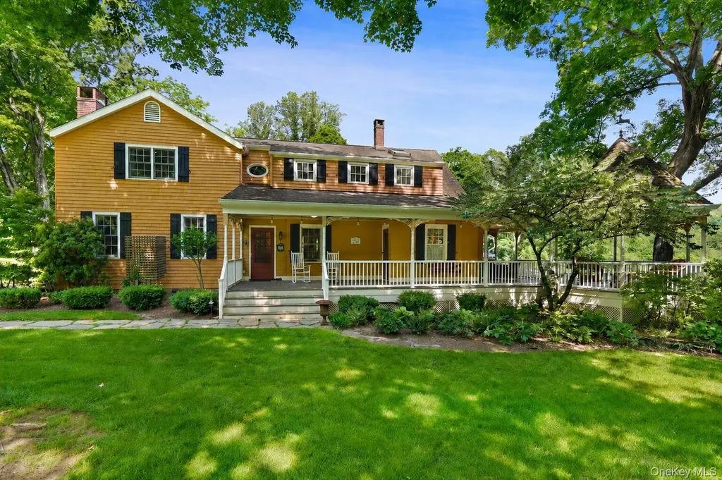 161 Ridgefield Avenue South Salem NY 10590