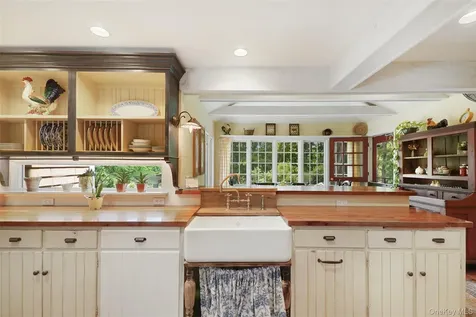 161 Ridgefield Avenue South Salem NY 10590