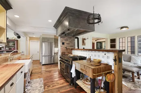 161 Ridgefield Avenue South Salem NY 10590