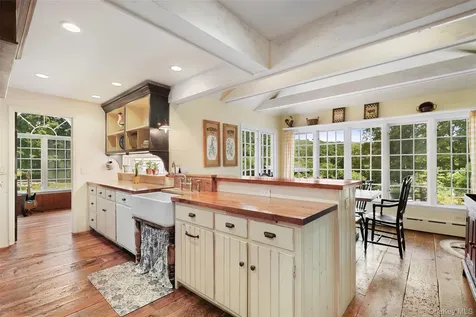 161 Ridgefield Avenue South Salem NY 10590