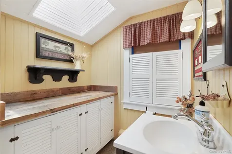 161 Ridgefield Avenue South Salem NY 10590