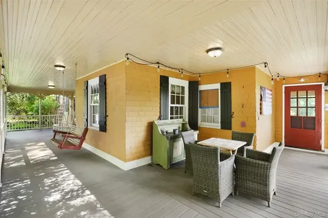 161 Ridgefield Avenue South Salem NY 10590