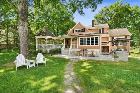 161 Ridgefield Avenue South Salem NY 10590