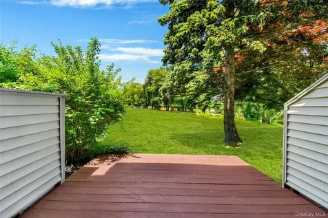 51 Jefferson Oval Yorktown Heights NY 10598