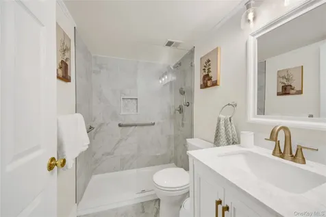 51 Jefferson Oval Yorktown Heights NY 10598