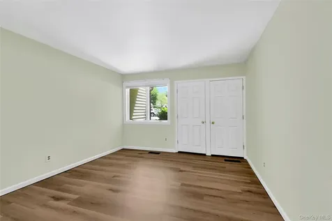 51 Jefferson Oval Yorktown Heights NY 10598