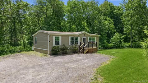 239-241 Fosler Road Highland NY 12528