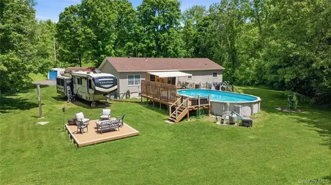 239-241 Fosler Road Highland NY 12528