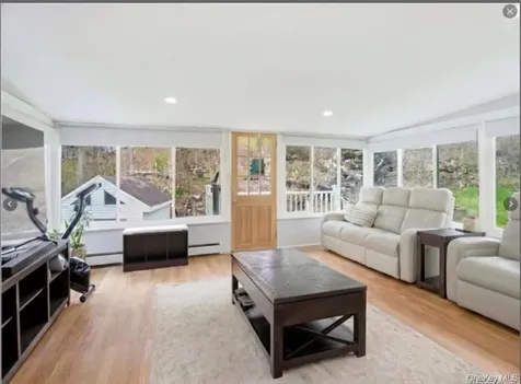 168 W Hartsdale Avenue Hartsdale NY 10530