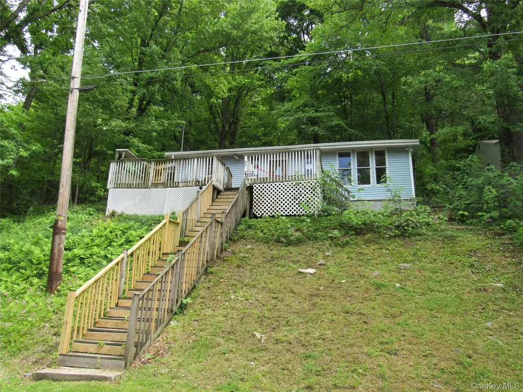 27 Lake Claire Drive Middletown NY 10940