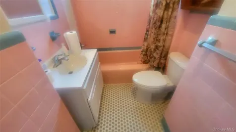 319 Mansion Street Poughkeepsie NY 12601