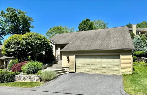 848 Heritage Hills Somers NY 10589