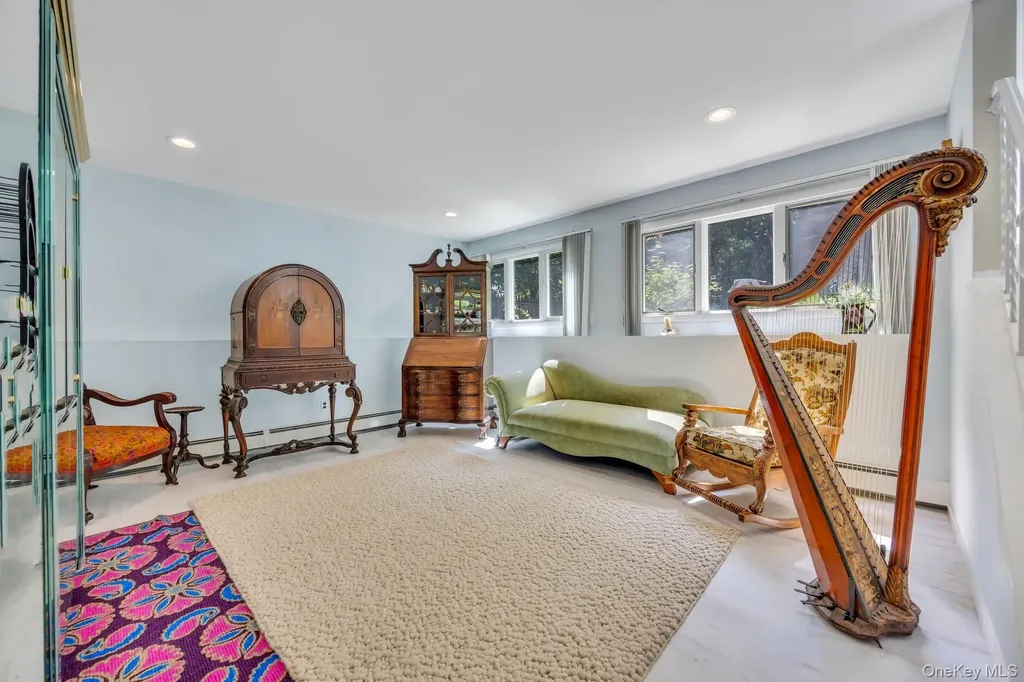 9 Quincy Lane Smithtown NY 11787