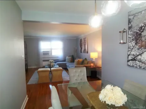 8 Cascade Terrace Yonkers NY 10703