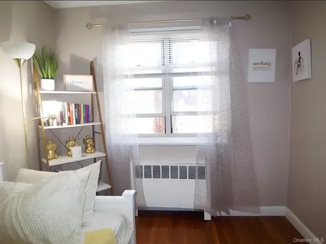 8 Cascade Terrace Yonkers NY 10703