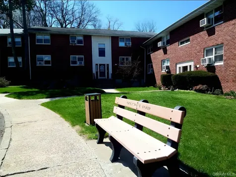 8 Cascade Terrace Yonkers NY 10703