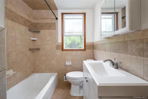 36 Marshall Road Hyde Park NY 12538
