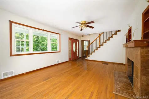 36 Marshall Road Hyde Park NY 12538