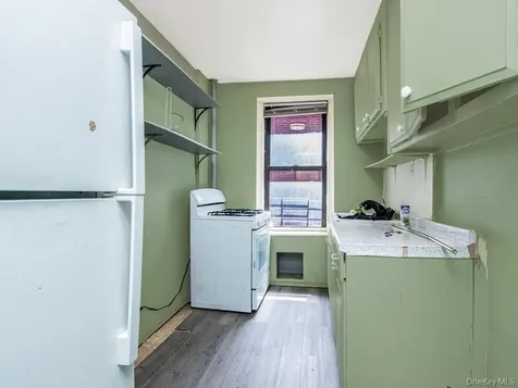 1534 Beach Avenue Bronx NY 10460
