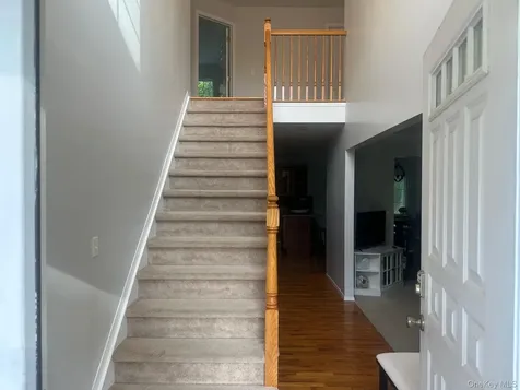 18 Mill Lane Medford NY 11763