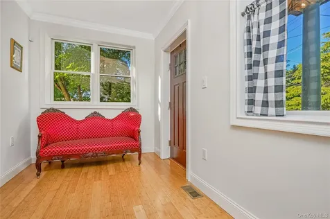134 Singworth Street Oyster Bay NY 11771