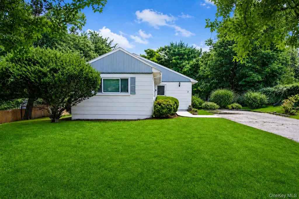 7 Tudor Place Hartsdale NY 10530