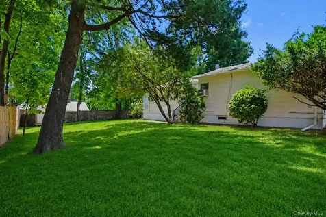 7 Tudor Place Hartsdale NY 10530