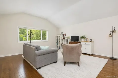 7 Tudor Place Hartsdale NY 10530