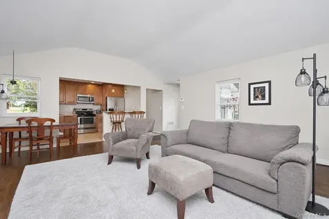 7 Tudor Place Hartsdale NY 10530